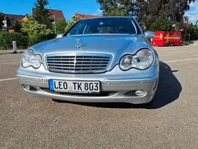 Gebraucht Mercedes C240 Elegance 170 PS (125 kW) 2000 Silber Limousine