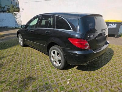 Gebraucht Mercedes R350 272 PS (200 kW) 2007 Schwarz Van / Kleinbus