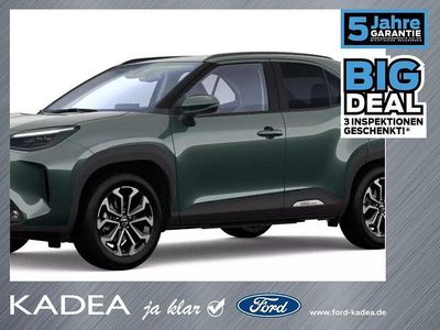 Neu Toyota Yaris Hybrid 131 PS (96 kW) 2026 Everest green metallic Kleinwagen