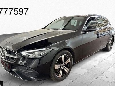 Gebraucht Mercedes C200 Avantgarde 163 PS (119 kW) 2022 Schwarz Kombi