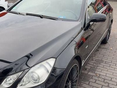 Gebraucht Mercedes E350 292 PS (214 kW) 2009 Schwarz Coupé