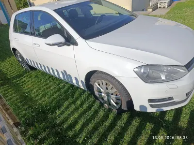 Gebraucht VW Golf VII Comfortline 122 PS (89 kW) 2014 Weiß Limousine
