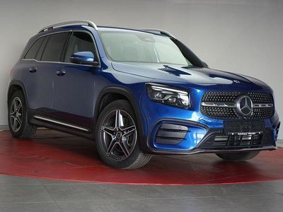 Mercedes GLB220