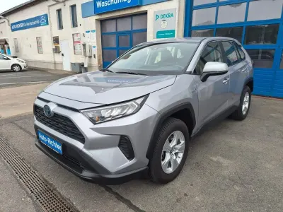 Gebraucht Toyota RAV4 Hybrid 178 PS (130 kW) 2019 Silber SUV