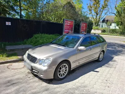 Second-hand Mercedes C220 Avantgarde 150 CP (110 kW) 2004 Gri Break