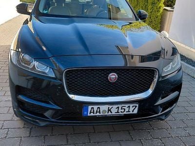 Usata Jaguar F-Pace Portfolio 179 CV (131 kW) 2016 Nero SUV