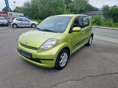 Gebraucht Daihatsu Sirion 87 PS (63 kW) 2007 Grün Kleinwagen