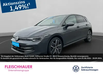 Gebraucht VW Golf VIII Style 204 PS (150 kW) 2025 Grau Limousine