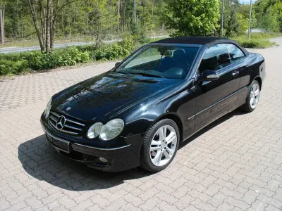 Gebraucht Mercedes CLK200 184 PS (135 kW) 2007 Schwarz Cabrio