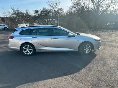 Gebraucht Opel Insignia 136 PS (100 kW) 2019 Silber Kombi