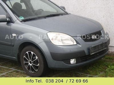 Gebraucht Kia Rio 110 PS (80 kW) 2009 Grau Limousine