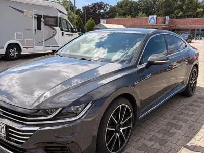 Gebraucht VW Arteon R-line 190 PS (139 kW) 2019 Grau Kleinwagen