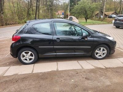 Usado Peugeot 207 Tendance 95 HP (69 kW) 2011 Preto Sedan