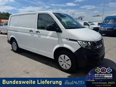 Gebraucht VW T7 110 PS (80 kW) 2024 Candyweiß Van