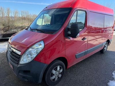 Rot Gebraucht 2018 Opel Movano Van / Kleinbus | 15.900 € (Fairer Preis)