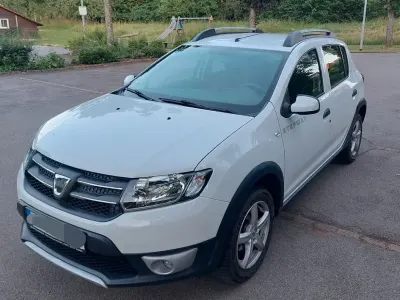 Gebraucht Dacia Sandero Prestige 90 PS (66 kW) 2016 Weiß Limousine