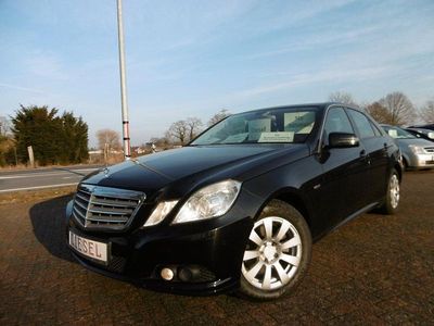Gebraucht Mercedes E220 170 PS (125 kW) 2011 Schwarz Limousine