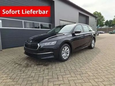 Neu Skoda Octavia Selection 150 PS (110 kW) 2026 Black magic metallic Kombi