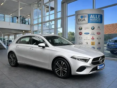 Gebraucht Mercedes A200 Advanced 163 PS (119 kW) 2023 Silber metallic