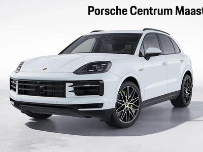 Gebraucht Porsche Cayenne 470 PS (345 kW) 2024 Weiß SUV