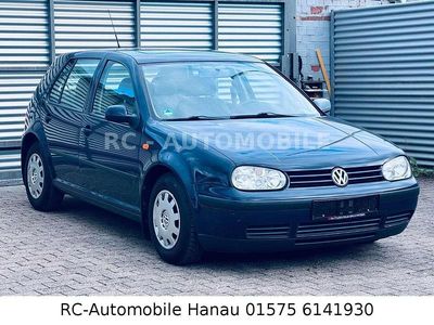 Gebraucht VW Golf IV 75 PS (55 kW) 2000 Dunkelblau Limousine