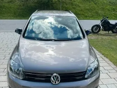 Używany VW Golf Plus Cross Match 105 KM (77 kW) 2012 Beżowy Minivan