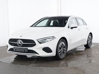 Gebraucht Mercedes A250 Progressive 218 PS (160 kW) 2025 Unilack polarweiß Limousine