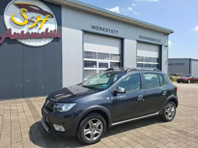 Gebraucht Dacia Sandero Prestige 90 PS (66 kW) 2020 Grau "comete" Kleinwagen