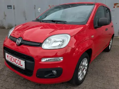 Gebraucht Fiat Panda More 69 PS (50 kW) 2018 Rot Kleinwagen