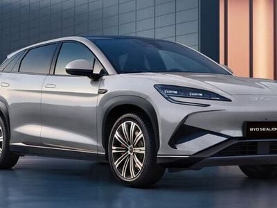 Neu BYD Sealion 7 230 kW (313 PS) 2025 Silber SUV