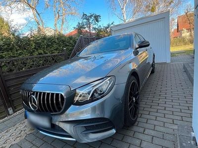 Usata Mercedes E200 AMG 184 CV (135 kW) 2019 Grigio Berlina