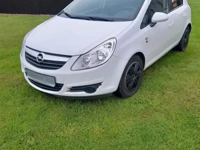 Gebraucht Opel Corsa Eco 69 PS (50 kW) 2010 Weiß Kleinwagen