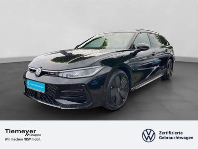 Schwarz Neu 2025 VW Passat R-line Kombi | 46.440 € (Superpreis)