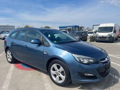 Usata Opel Astra Style 165 CV (121 kW) 2015 Blu Station wagon