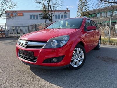 Usata Opel Astra Innovation 90 CV (66 kW) 2009 Rosso Station wagon