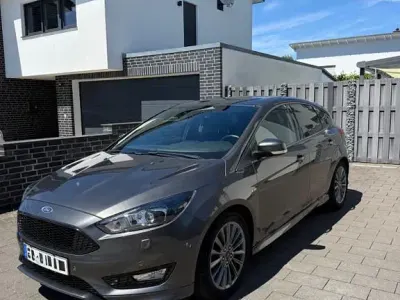 Gebraucht Ford Focus ST-Line 182 PS (133 kW) 2018 Schwarz Limousine