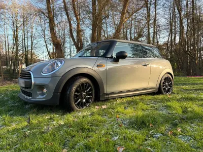 Usata Mini Cooper 75 CV (55 kW) 2018 Grigio Utilitaria