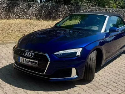 Gebraucht Audi A5 Cabriolet Sport 245 PS (180 kW) 2020 Blau Cabrio