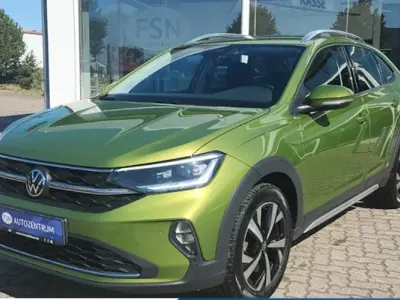 Gebraucht VW Taigo Style 150 PS (110 kW) 2022 Silbern SUV