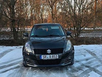 Schwarz Gebraucht 2015 Suzuki Swift Sport Kleinwagen | 8.700 € (Fairer Preis)