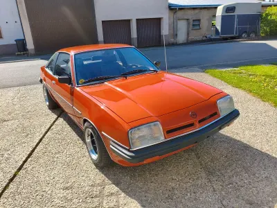 Używany Opel Manta 110 KM (80 kW) 1980 Czerwony Coupe