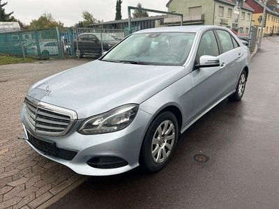 Mercedes E220