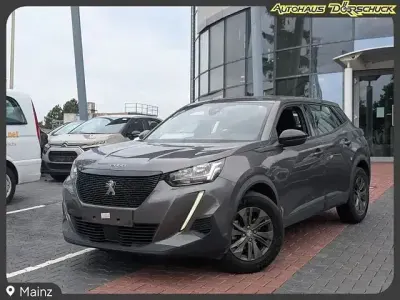 Gebraucht Peugeot 2008 Active 102 PS (75 kW) 2022 Grau SUV