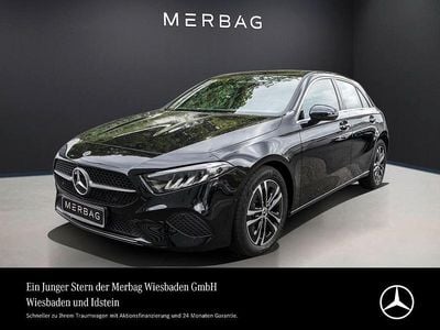 Kosmosschwarz Gebraucht 2024 Mercedes A180 Advanced Limousine | 29.380 € (Fairer Preis)