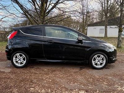 Gebraucht Ford Fiesta ST-Line 125 PS (91 kW) 2014 Schwarz Kleinwagen