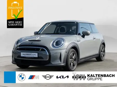 Gebraucht Mini Cooper SE Essential 135 kW (184 PS) 2022 Grau Kleinwagen