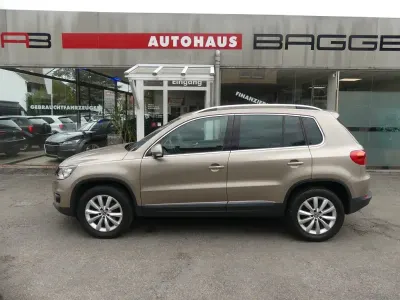 Gebraucht VW Tiguan Sportline 160 PS (117 kW) 2012 Beige SUV