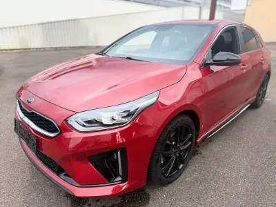 Gebraucht Kia Ceed GT-Line 140 PS (102 kW) 2020 Rot Kleinwagen