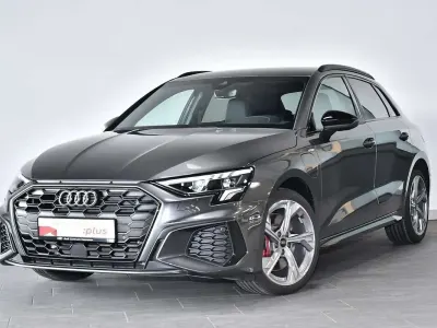 Gebraucht Audi A3 e-tron S-Line 245 PS (180 kW) 2023 Grau Kleinwagen