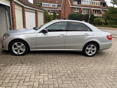 Mercedes E220